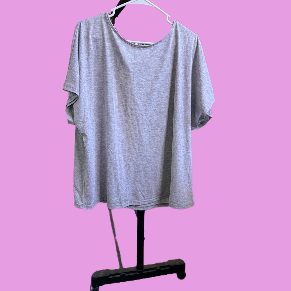 Women’s cute shirt check out the back open with bows